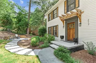 217 Skyland Dr, Roswell, GA 30075 - Photo 2