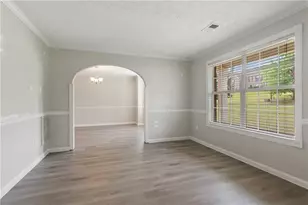 184 Sunflower Meadows Dr, McDonough, GA 30252 - Photo 2
