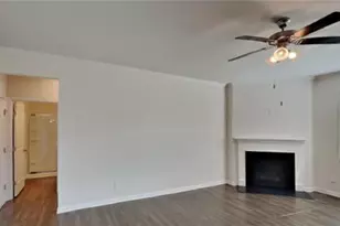 4610 Bramblett Grove Pl, Cumming, GA 30040 - Photo 2