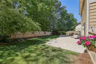 4819 Clarkstone Dr, Flowery Branch, GA 30542 - Photo 12