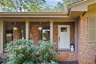 702 Highview Dr SE, Smyrna, GA 30082 - Photo 2