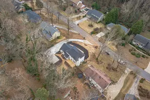 380 Cardigan Cir SW, Lilburn, GA 30047 - Photo 2