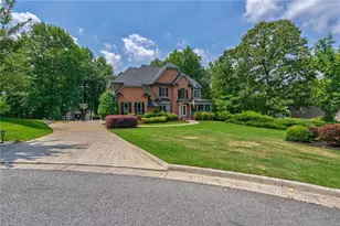 168 Highgrove Dr, Suwanee, GA 30024 - Photo 2