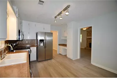 2654 Crystal Court, Lawrenceville, GA 30044 - Photo 10