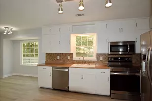 2654 Crystal Ct, Lawrenceville, GA 30044 - Photo 12