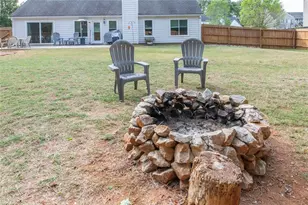 468 Highpoint Crossing, Powder Springs, GA 30127 - Photo 6