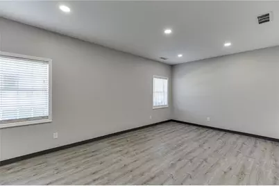6105 Atlanta Highway, Flowery Branch, GA 30542 - Photo 18