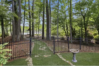 972 Moores Walk Lane, Suwanee, GA 30024 - Photo 4