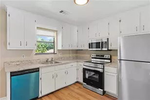 217 Tanglewood Dr, Monroe, GA 30656 - Photo 8