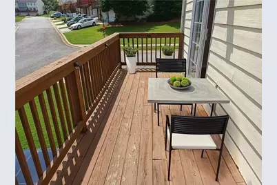 1427 Bay Overlook Drive, Woodstock, GA 30188 - Photo 22