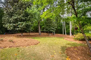 1111 Holly Hills Dr SW, Lilburn, GA 30047 - Photo 30