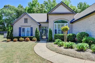 5019 Weatherstone Dr, Buford, GA 30519 - Photo 4