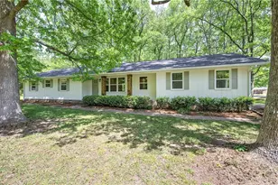 132 Echota Ave NE, Calhoun, GA 30701 - Photo 1