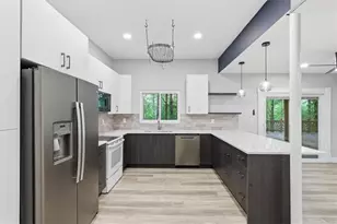 9485 Martin Rd, Roswell, GA 30076 - Photo 32