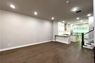 4353 Parkside Pl, Atlanta, GA 30342 - Photo 16
