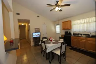 1061 Walnut Creek Ln, Jonesboro, GA 30238 - Photo 6