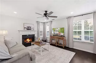 210 Franklin St, Braselton, GA 30517 - Photo 8
