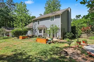 215 Hampton Woods Dr, Fayetteville, GA 30215 - Photo 6