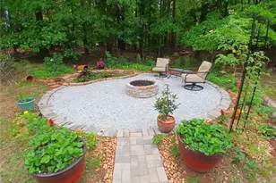 215 Hampton Woods Dr, Fayetteville, GA 30215 - Photo 10