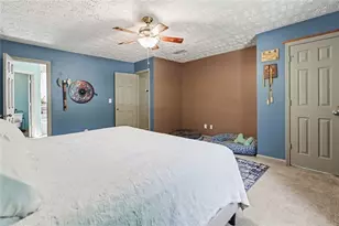 215 Hampton Woods Dr, Fayetteville, GA 30215 - Photo 18