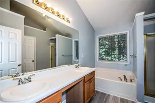 1942 Ashwood Grove Dr, Snellville, GA 30078 - Photo 12