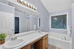1942 Ashwood Grove Dr, Snellville, GA 30078 - Photo 12