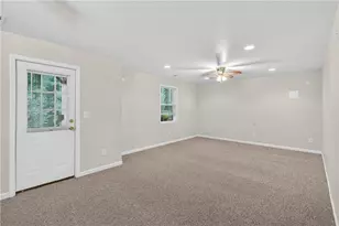 1942 Ashwood Grove Dr, Snellville, GA 30078 - Photo 20