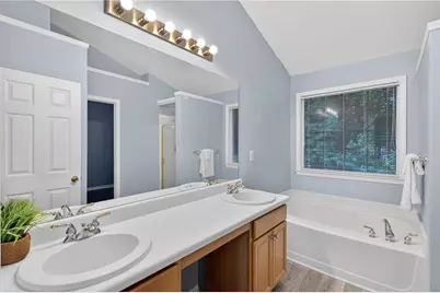 1942 Ashwood Grove Drive, Snellville, GA 30078 - Photo 14