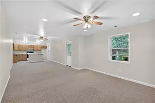 1942 Ashwood Grove Dr, Snellville, GA 30078 - Photo 20