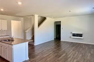1316 Braselton Vlg Pkwy, Braselton, GA 30517 - Photo 4