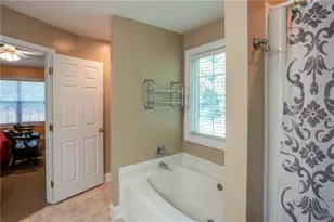 192 Lakeover Cir, Athens, GA 30607 - Photo 14