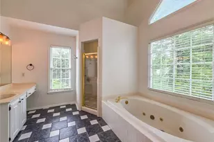 12430 Preserve Ln, Alpharetta, GA 30005 - Photo 32