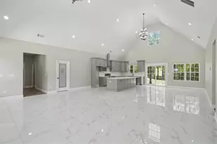 242 Mulberry Ln, Lindale, GA 30147 - Photo 6