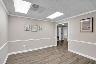 425 E Crossville Road #213, Roswell, GA 30075 - Photo 4