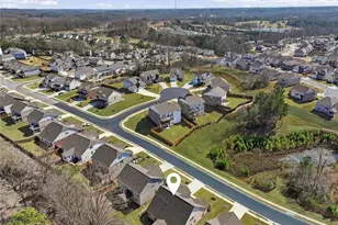 6984 Manchester Dr, Flowery Branch, GA 30542 - Photo 38