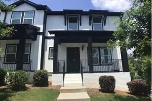 912 Sweetwater Grove, Woodstock, GA 30188 - Photo 2