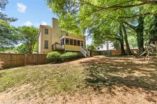 2111 Candlewood Ct NE, Marietta, GA 30066 - Photo 36