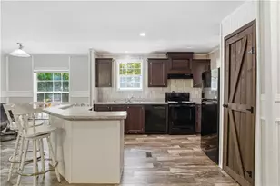 246 King Arthur Ct, Dahlonega, GA 30533 - Photo 8
