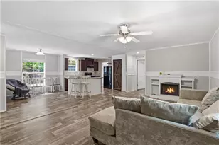 246 King Arthur Ct, Dahlonega, GA 30533 - Photo 2