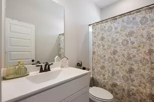 6940 Manchester Dr, Flowery Branch, GA 30542 - Photo 32