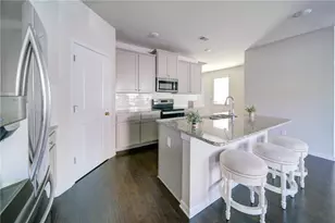 1506 Ashbrooke Trace, Stone Mountain, GA 30083 - Photo 2