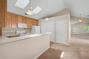 516 Arden Close, Woodstock, GA 30188 - Photo 12