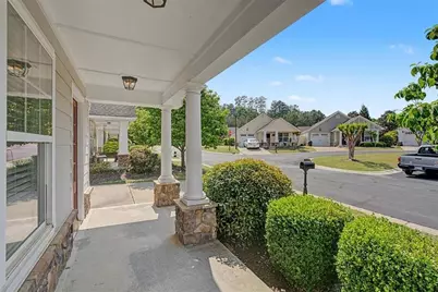 516 Arden Close, Woodstock, GA 30188 - Photo 4