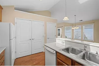 516 Arden Close, Woodstock, GA 30188 - Photo 16
