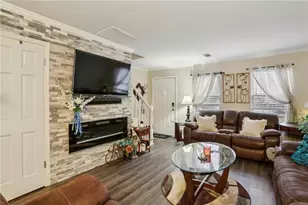 105 N River Dr, Atlanta, GA 30350 - Photo 4