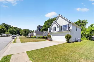 2915 Camelot Woods Dr, Lawrenceville, GA 30044 - Photo 28
