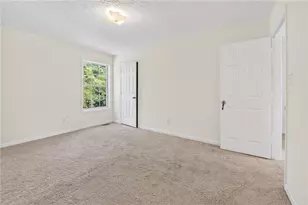 2915 Camelot Woods Dr, Lawrenceville, GA 30044 - Photo 24