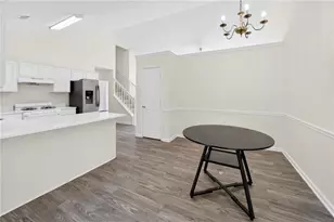 2915 Camelot Woods Dr, Lawrenceville, GA 30044 - Photo 10