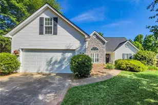 6245 Wilmington Way, Flowery Branch, GA 30542 - Photo 32
