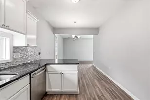 740 Dot Dr, Atlanta, GA 30349 - Photo 12